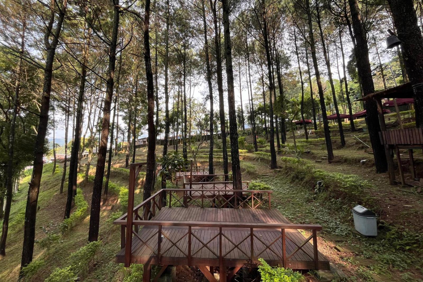 Alas Pacet By Twospaces, Mojokerto Exteriör bild