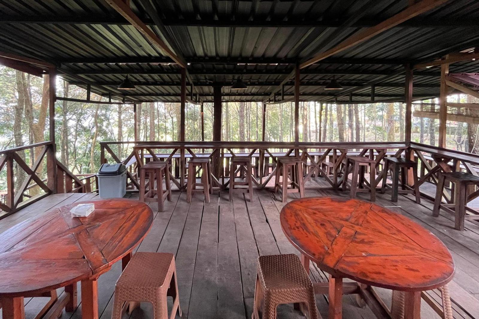 Alas Pacet By Twospaces, Mojokerto Exteriör bild